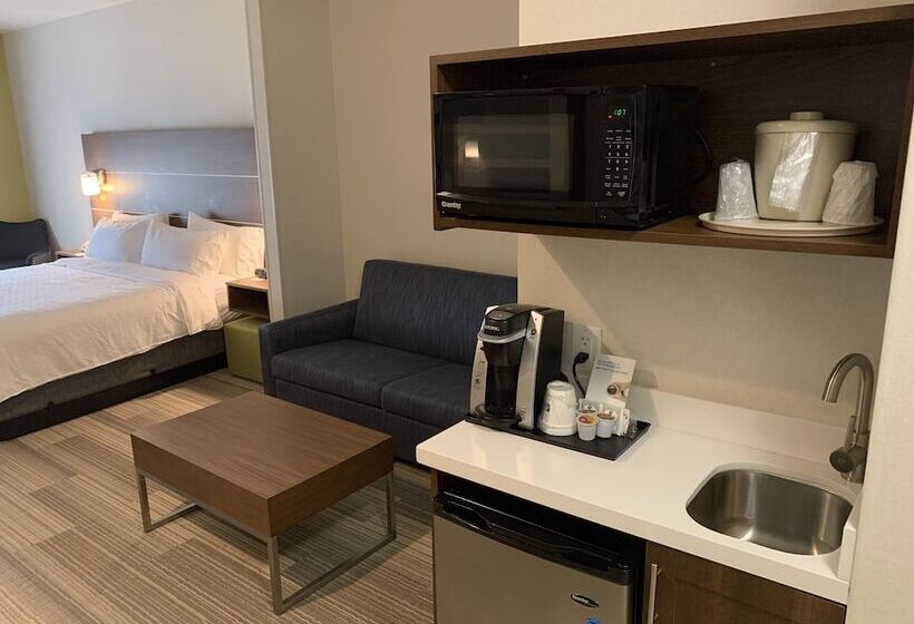 스위트, Holiday Inn Express & Suites Beaumont   Oak Valley, An Ihg