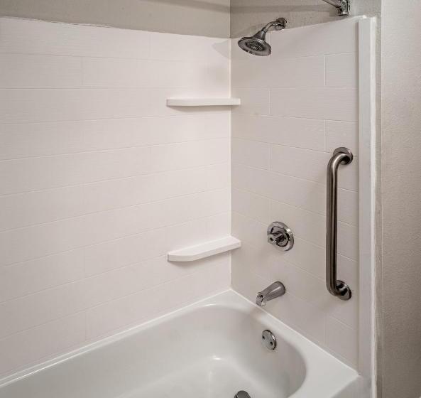 스위트, Holiday Inn Express And Suites Pikeville, An Ihg