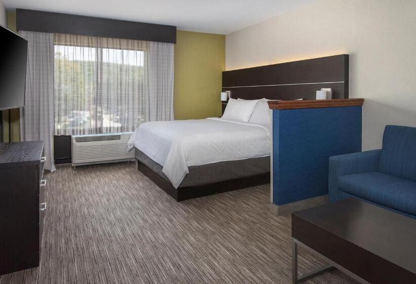 Люкс Кровать Кинг, Holiday Inn Express Great Barrington, An Ihg