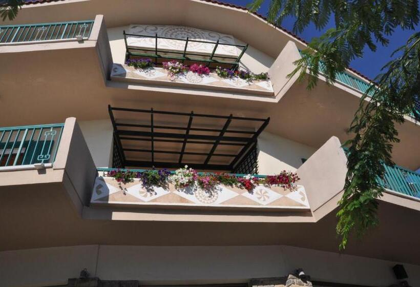 شقة غرفة واحدة مطلة على البحر, Kyveli Apartments