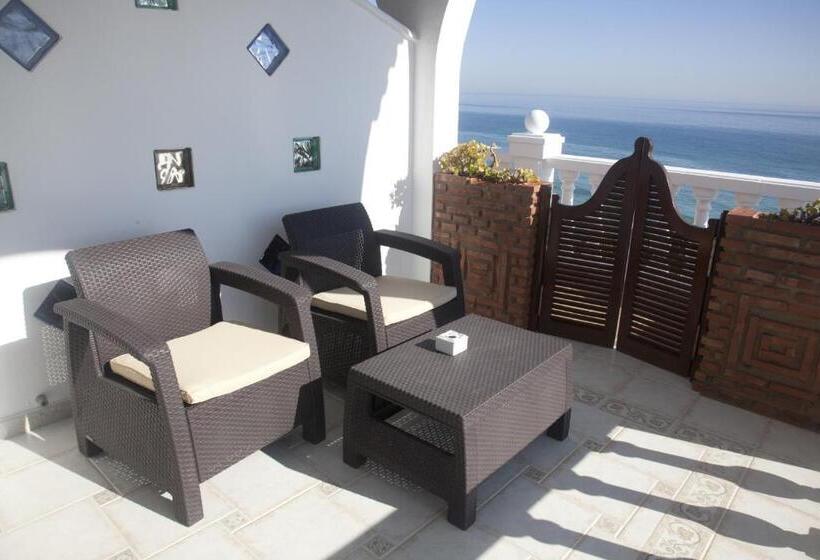 Habitación Estándar Vista Mar, Hostal Mar De Frente