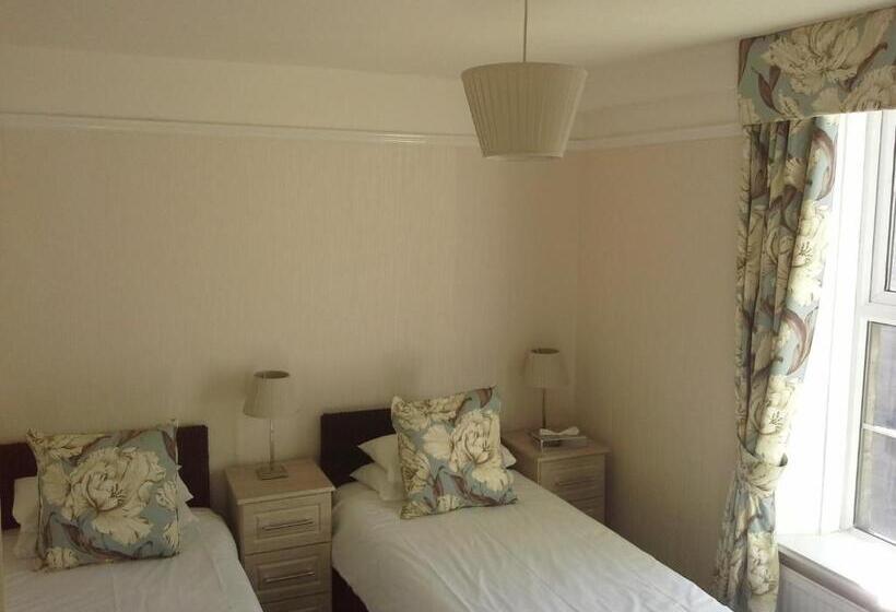 Номер Стандарт, Arundel House
