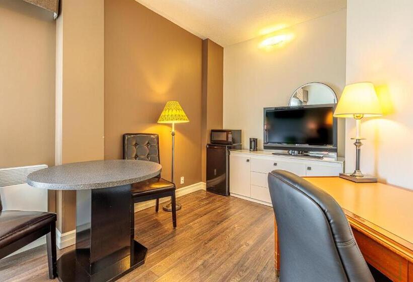 Номер Стандарт Адаптированный для Инвалидов, Days Inn By Wyndham Berthierville
