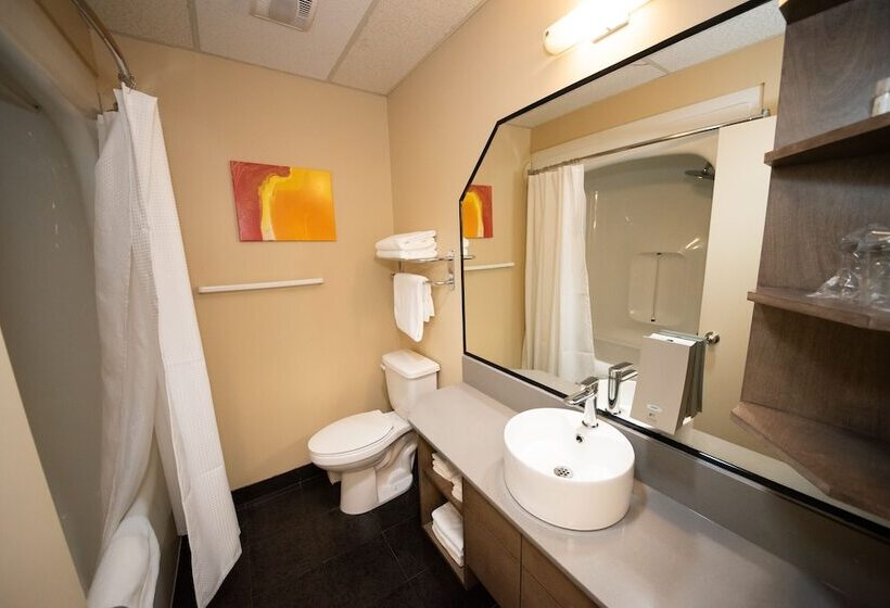 Номер Executive, Days Inn By Wyndham Berthierville