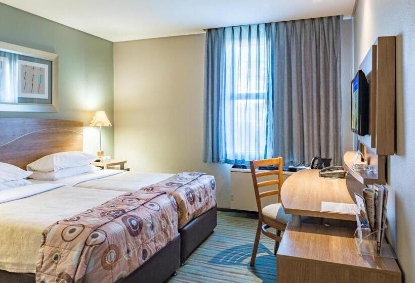 Номер Стандарт, Town Lodge Roodepoort