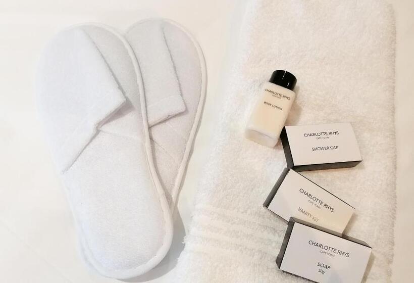 اتاق اجرایی با تخت بزرگ, Endless Horizons Boutique