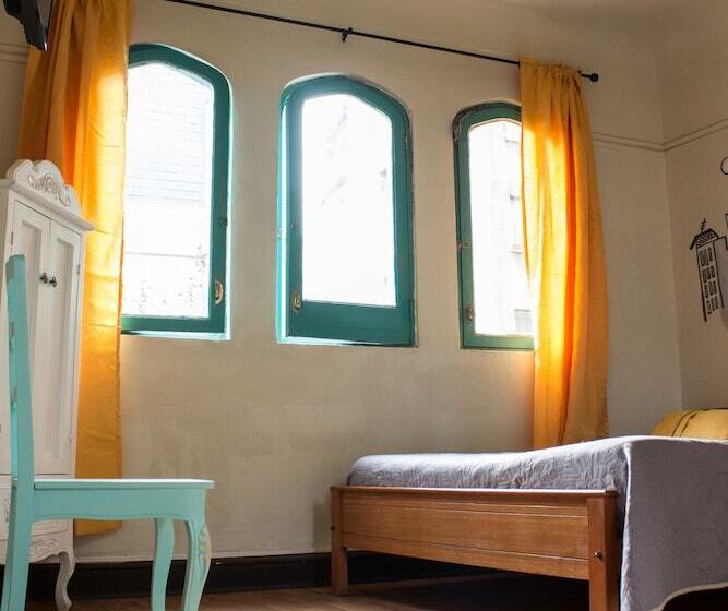 带共用浴室的标准房间, Hostal Forestal