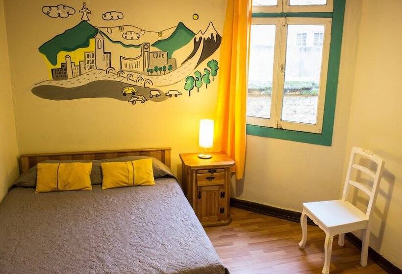带共用浴室的标准房间, Hostal Forestal