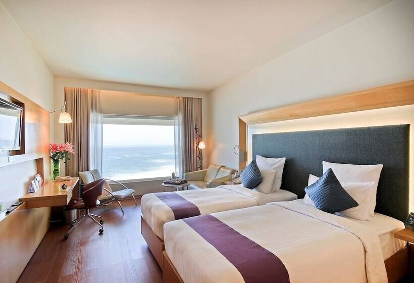 Номер Superior Вид на Море, Novotel Visakhapatnam Varun Beach