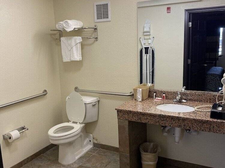 Номер Стандарт 2 Двуспальные Кровати, Days Inn By Wyndham Oklahoma City/moore