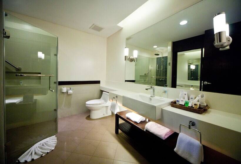 Люкс 2 Спальни, Fairways And Bluewater Boracay