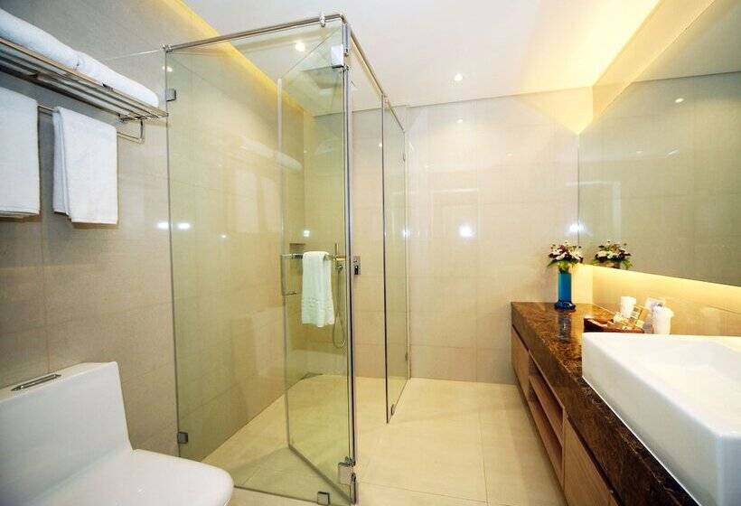Family Suite, Fairways And Bluewater Boracay