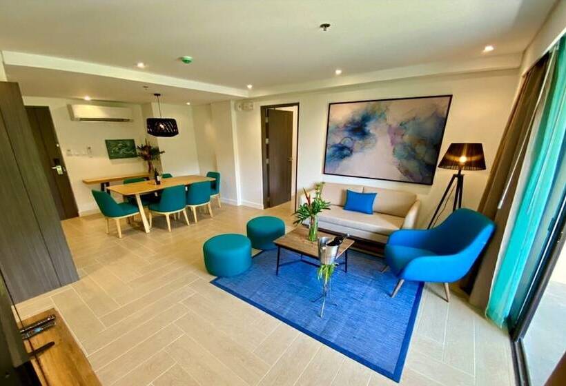 Family Suite, Fairways And Bluewater Boracay