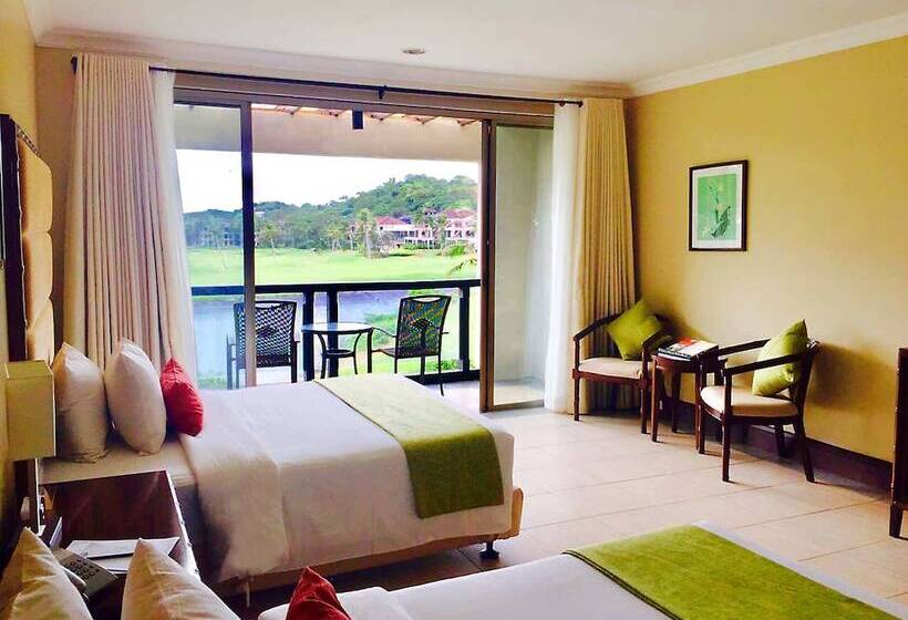 Номер Премиум, Fairways And Bluewater Boracay
