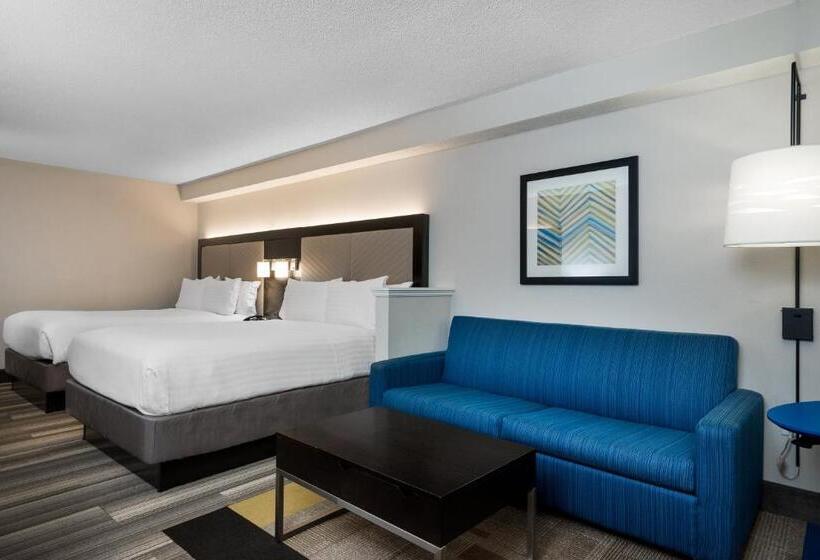 Люкс, Holiday Inn Express & Suites Florence I 95 & I 20 Civic Ctr, An Ihg