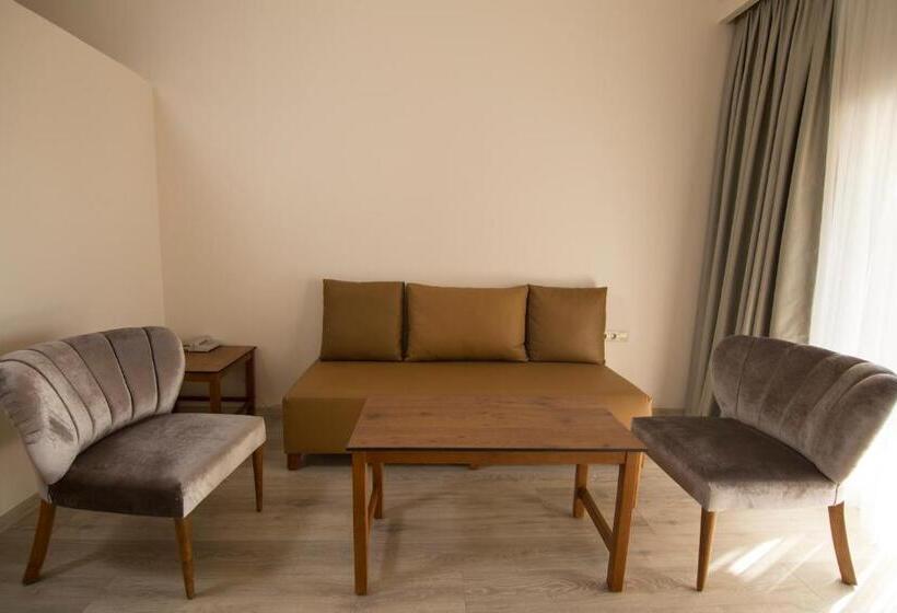 Svit, Neopol Hotel Deluxe