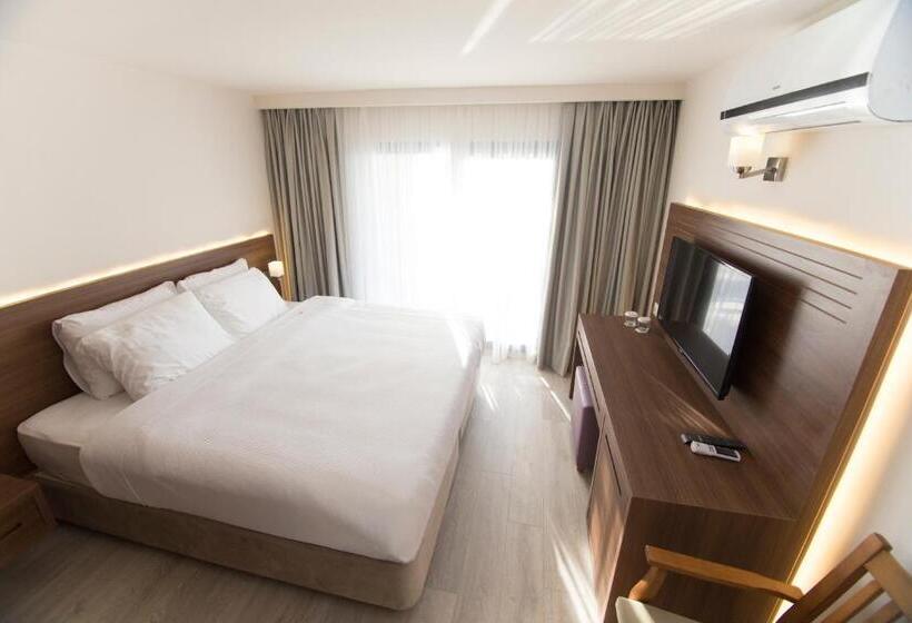 Svit, Neopol Hotel Deluxe