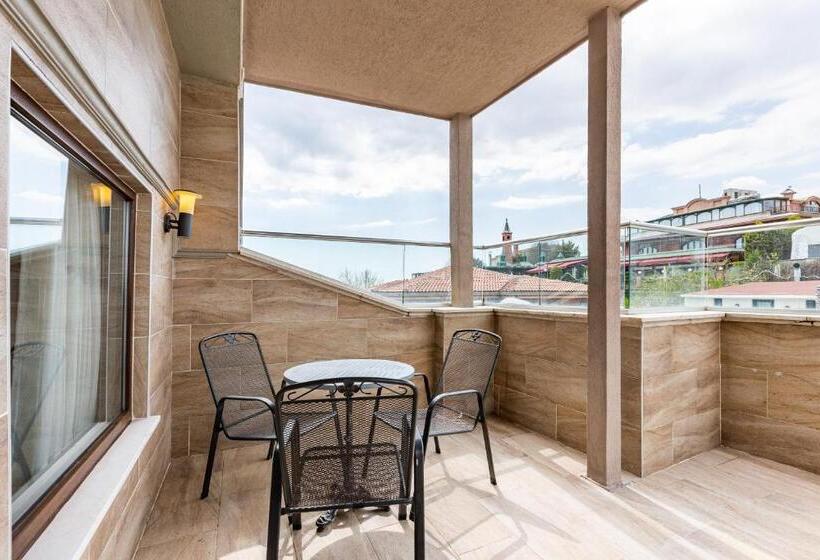 テラス付きデラックスルーム, Seraglio Hotel & Suites