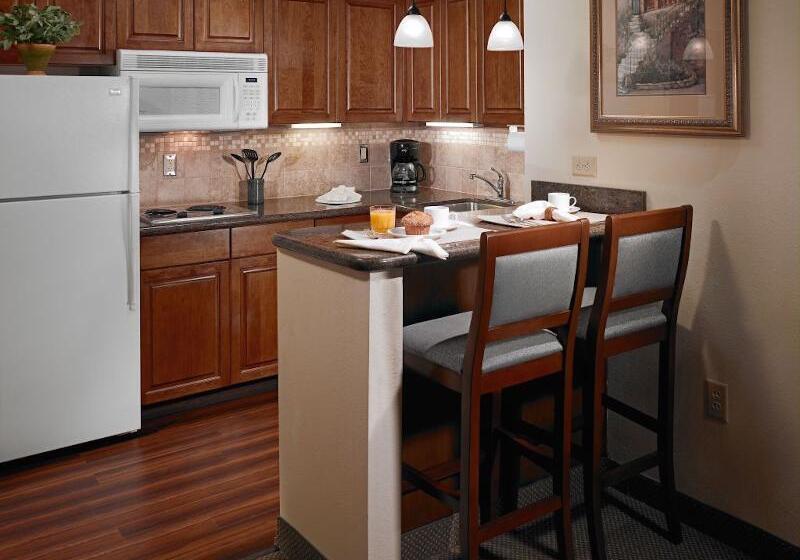 Люкс Кровать Кинг, Staybridge Suites Quantico Stafford, An Ihg