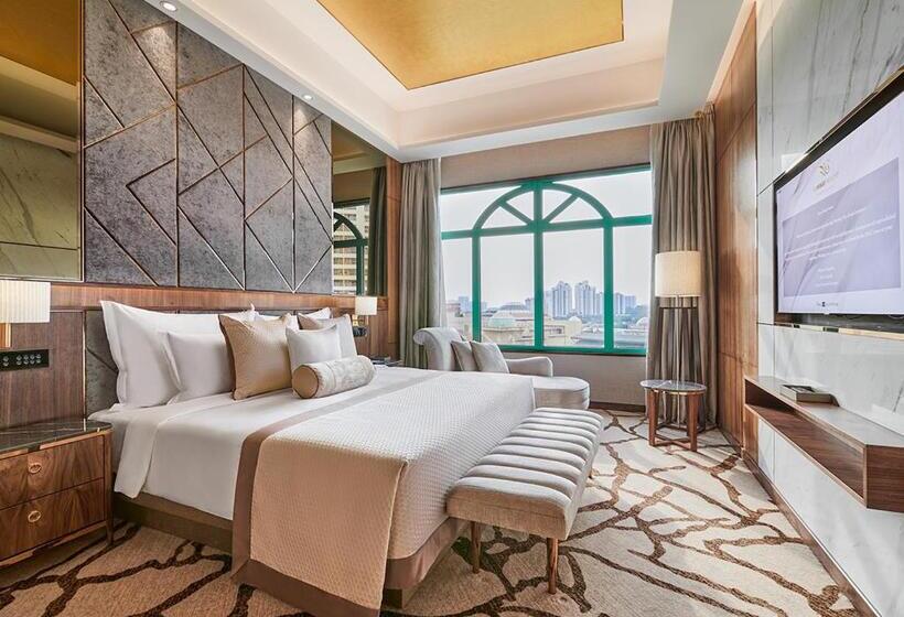 스위트, Sunway Resort