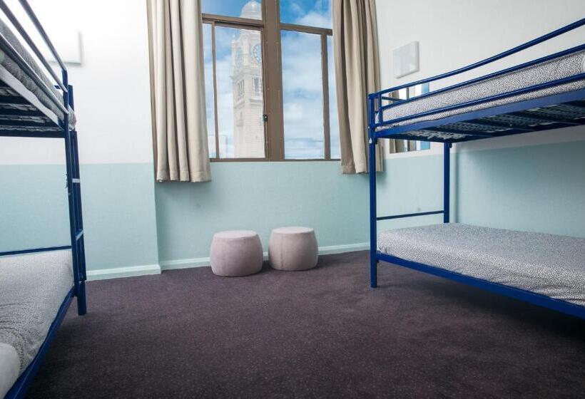 공용 욕실 구비 공동 객실 내의 침대, Yha Sydney Central