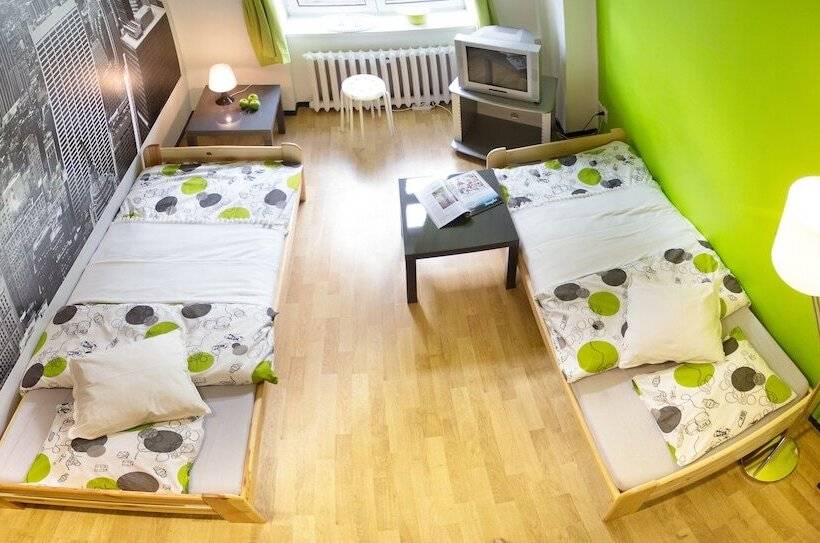 Трехместный Номер Стандарт Совместная Ванная, Absynt Hostel Wrocław