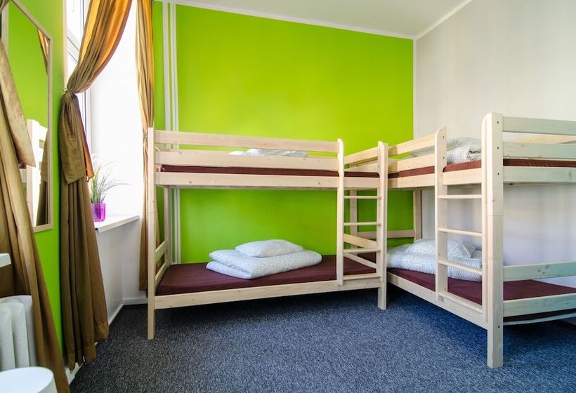 Номер Стандарт Четырехместный Совместный Санузел, Absynt Hostel Wrocław