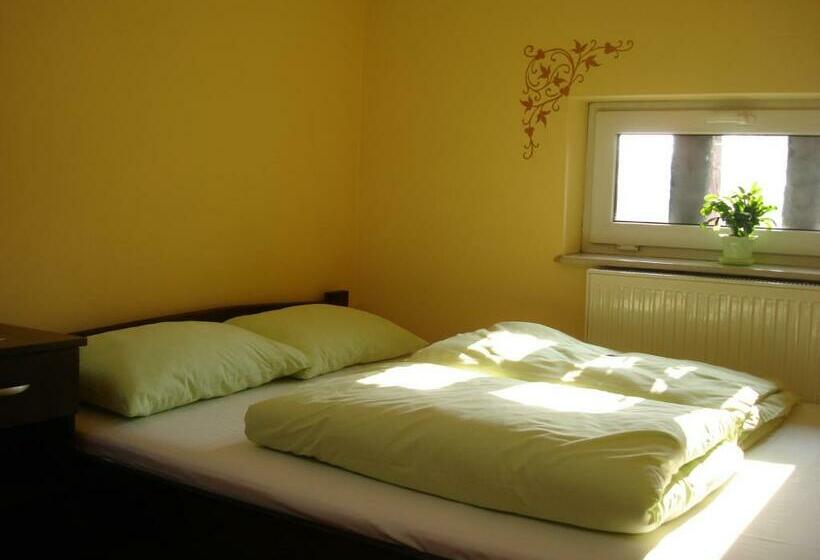 Номер Стандарт, Green Hostel Wrocław Przy Zoo