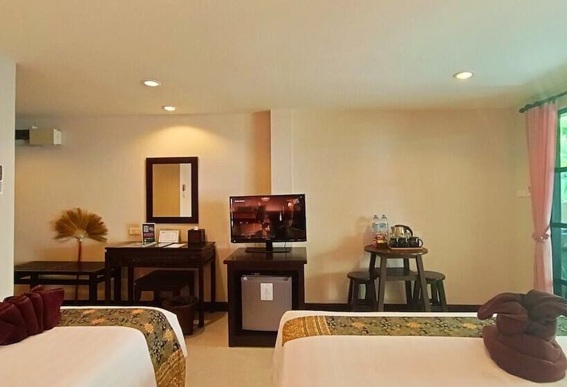 اتاق استاندارد سه تخته با چشمانداز باغ, Chaweng Garden Beach Resort   Sha Plus