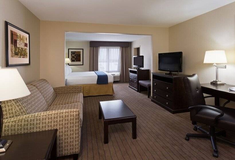 Люкс, Holiday Inn Express & Suites Moultrie, An Ihg