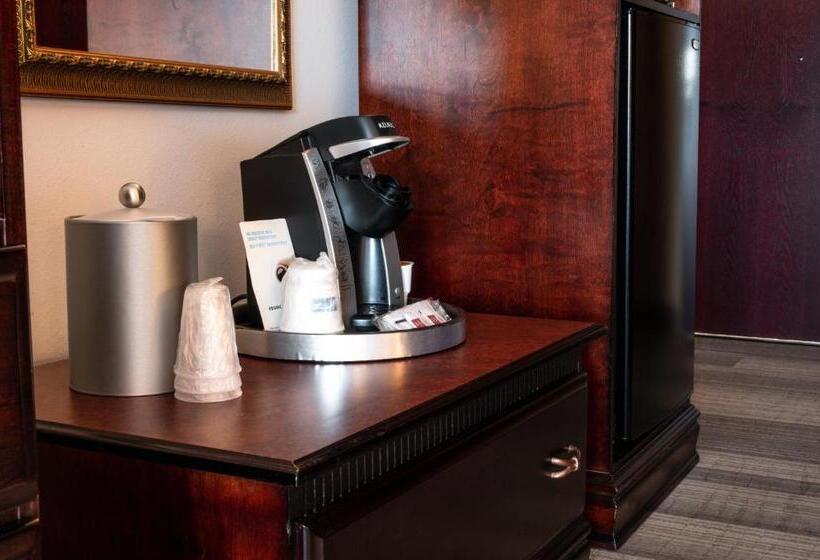 Номер Стандарт Кровать Квин Адаптированный для Инвалидов, Holiday Inn Express & Suites   Tuscaloosa University, An Ihg