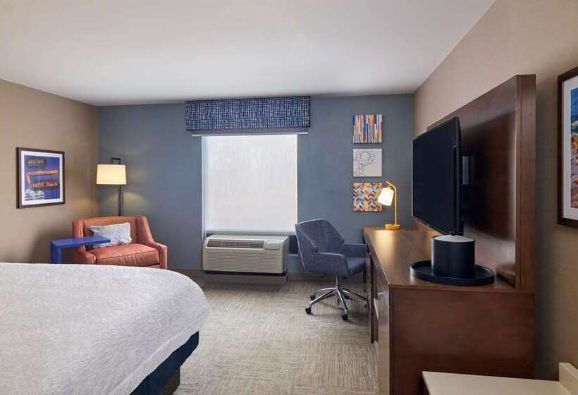 חדר סטנדרט עם מיטת קינג, Doubletree By Hilton Sulphur Lake Charles