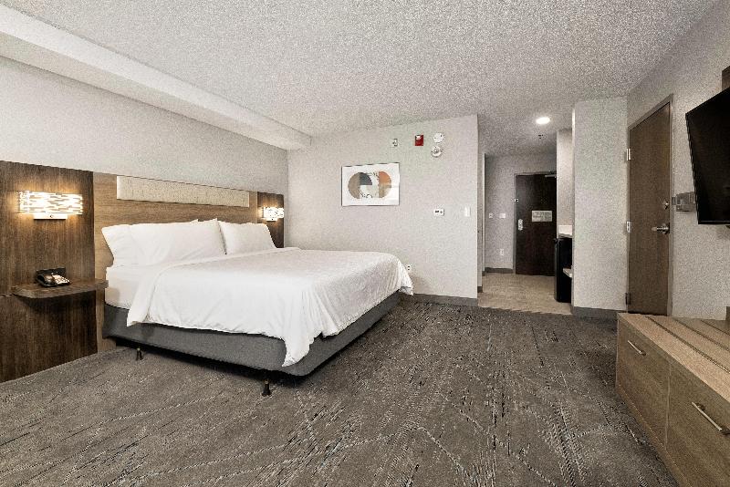 Номер Стандарт Кровать Кинг Адаптированный для Инвалидов, Holiday Inn Express Hotel & Suites Festus South St. Louis, An Ihg