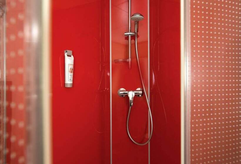Номер Стандарт, Ibis Leiden Centre