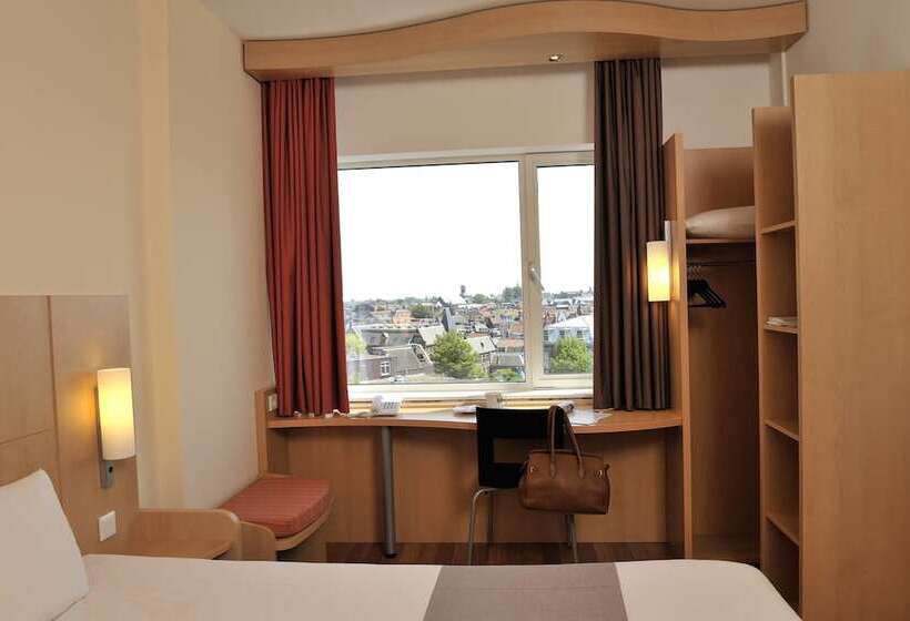 Номер Стандарт, Ibis Leiden Centre