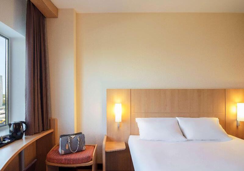 Номер Стандарт, Ibis Leiden Centre