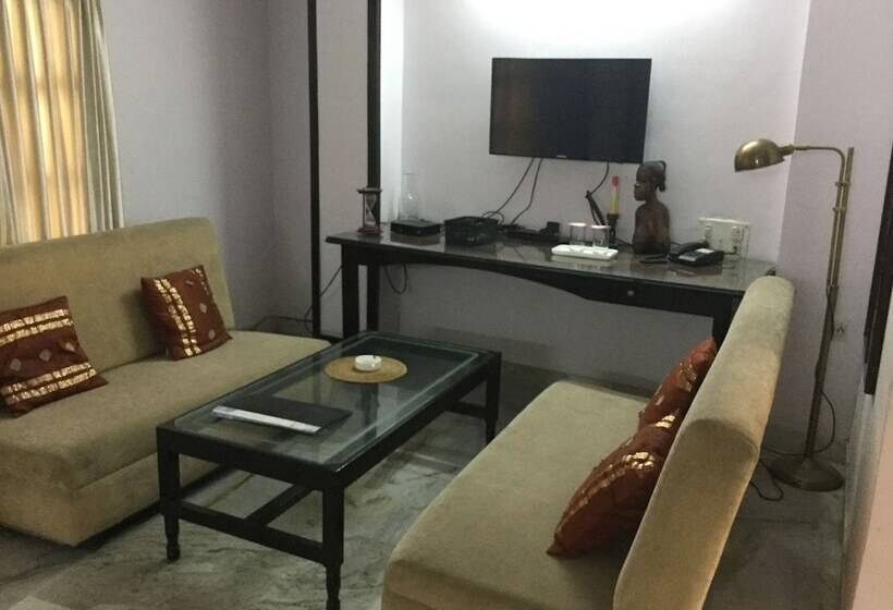 اتاق استاندارد, Mewar Inn