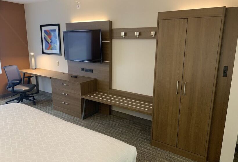 Номер Стандарт, Holiday Inn Express Hotel & Suites Franklin Oil City By Ihg