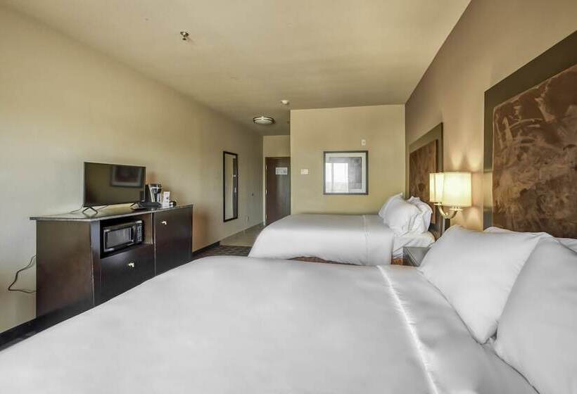 סוויטה מותאמת לאדם עם מוגבלויות, Holiday Inn Express Suites Beeville By Ihg
