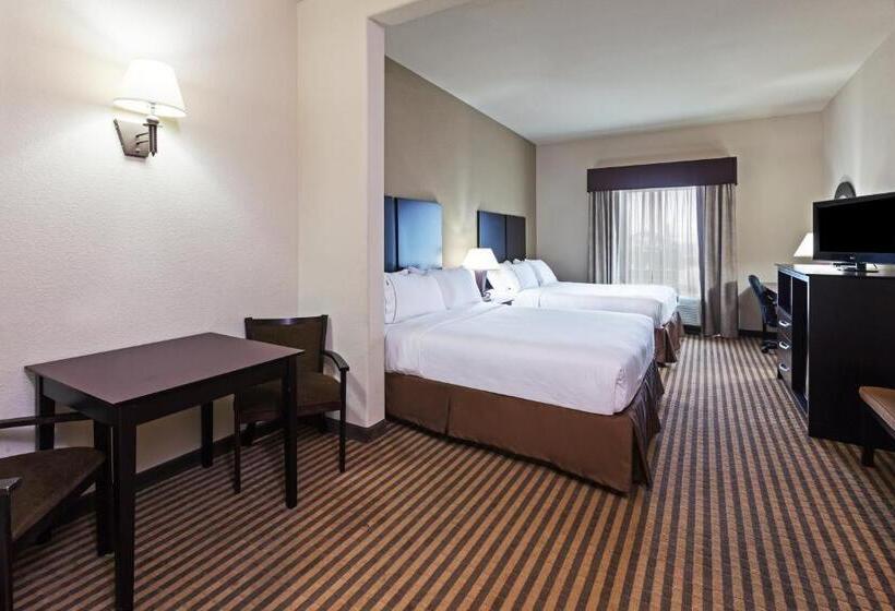 Номер Стандарт Адаптированный для Инвалидов, Holiday Inn Express & Suites Brady, An Ihg