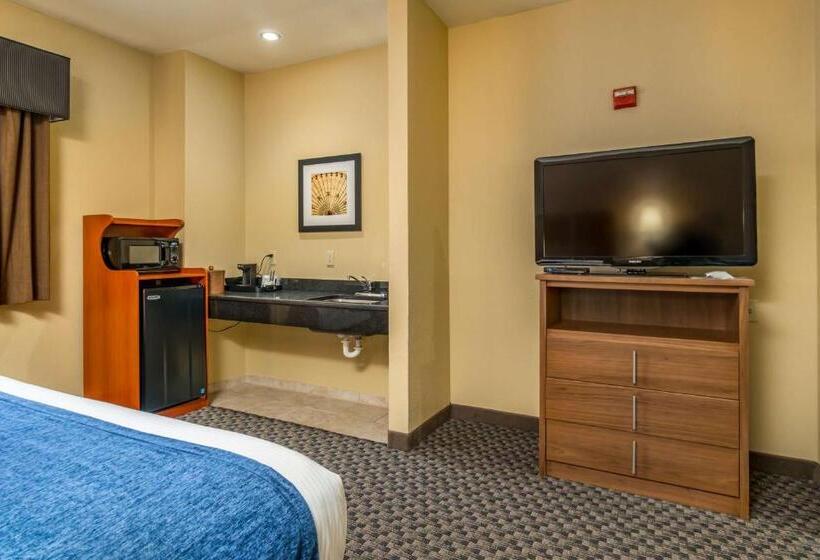 Номер Стандарт Кровать Кинг Адаптированный для Инвалидов, Best Western Plus Shamrock Inn & Suites