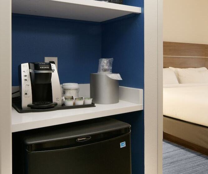 Люкс, Holiday Inn Express & Suites   Williamstown   Glassboro, An Ihg