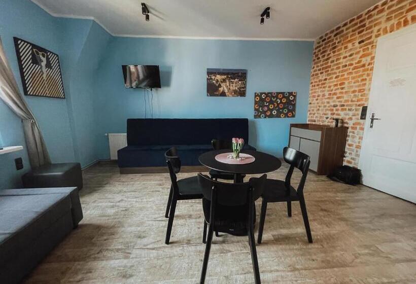 إستوديو قياسى, Central Sopot