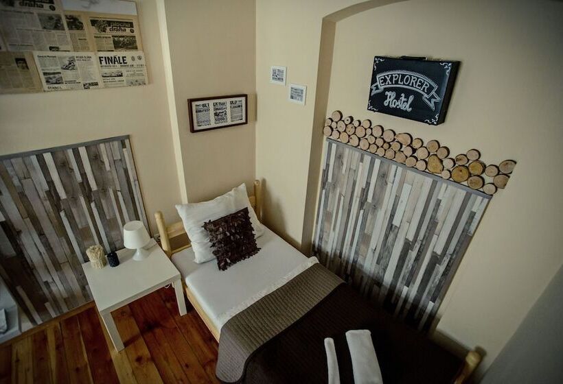 Номер Стандарт Трехместный, Explorer Hostel & Apartment Stare Miasto Old Town 24h #don T Be A Tourist, Be An Explorer!