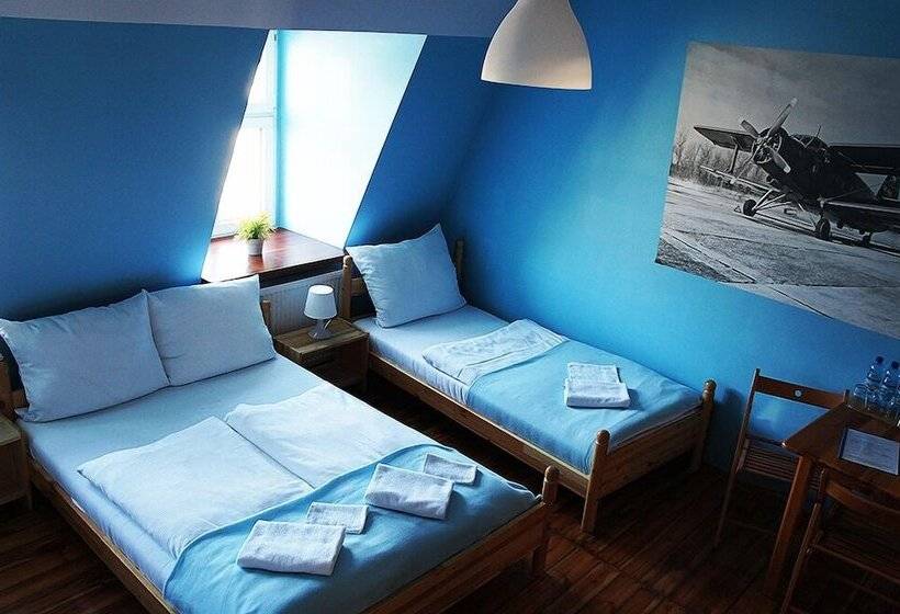 Четырехместный Номер Стандарт, Explorer Hostel & Apartment Stare Miasto Old Town 24h #don T Be A Tourist, Be An Explorer!