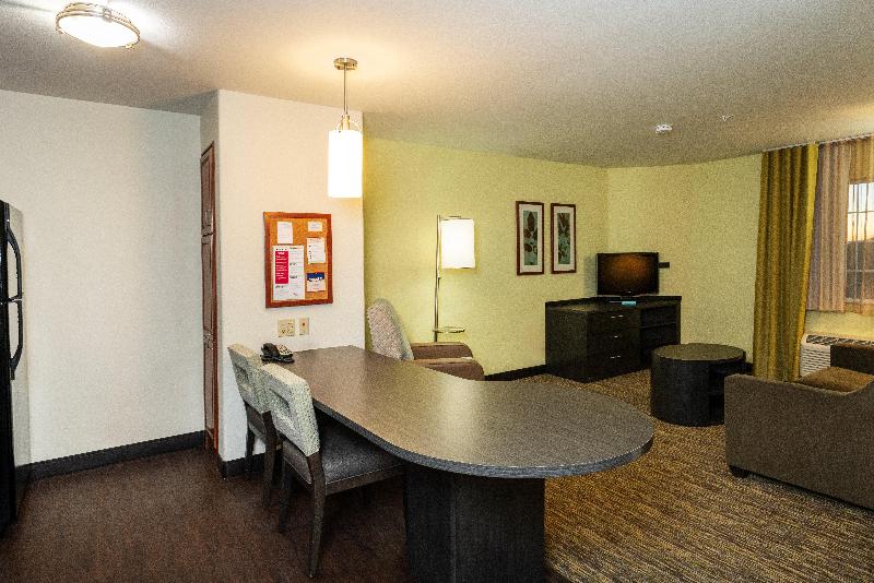 Люкс Адаптированный для Инвалидов, Candlewood Suites Roswell, An Ihg