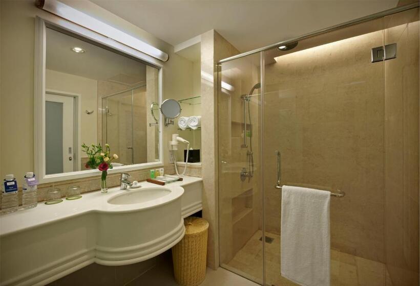 Номер Deluxe Кровать Кинг, Royale Chulan Damansara