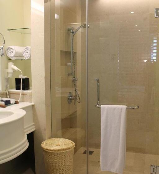 Номер Премиум, Royale Chulan Damansara