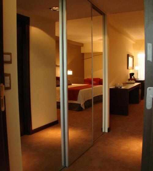 高级大房间, Howard Johnson Hotel & Casino
