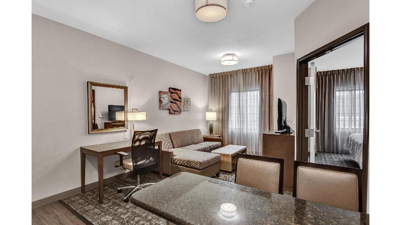 Люкс Кровать Кинг, Staybridge Suites Salt Lake West Valley City, An Ihg